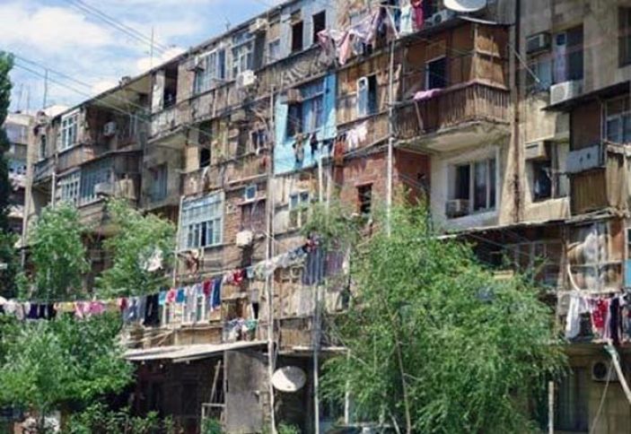 Tələbələrin bitməyən yataqxana həsrəti