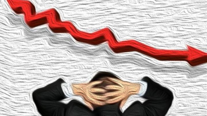 Daha bir kredit təşkilatı zərərdən xilas ola bilmədiyini açıqladı