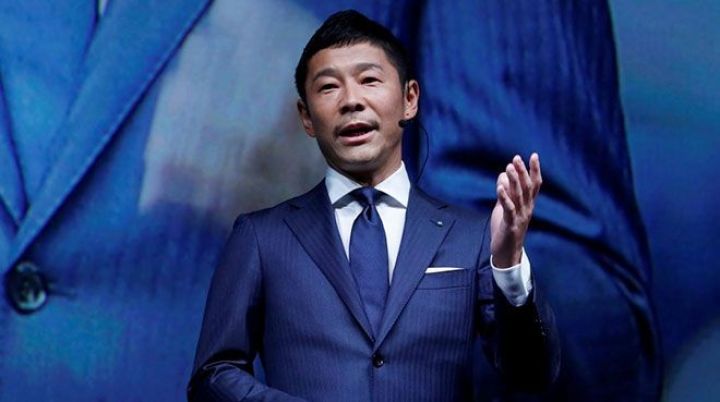 Yapon milyarder "Twitter"də rekord qırdı