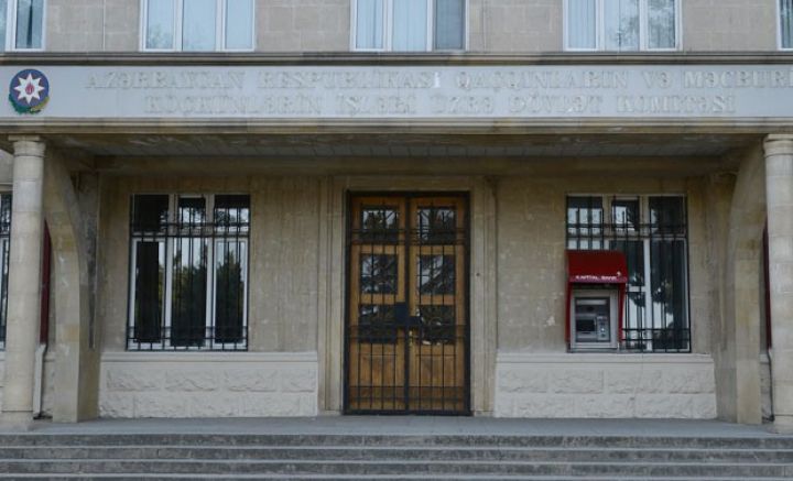 "Qaçqınkom" sədrinin bahalı xidməti avtomobil almasına aydınlıq gətirildi