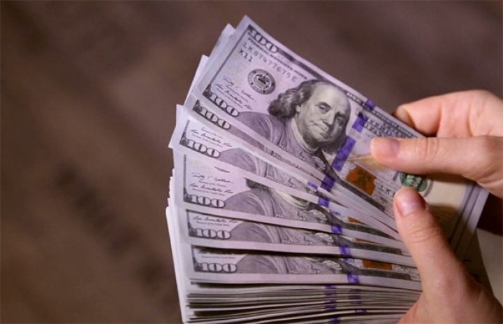 Dolların sabaha olan rəsmi məzənnəsi açıqlandı