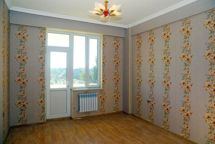 Hazırda Bakıda qiyməti orta səviyyədə olan bir ev almaq üçün 18,1 ilin maaşını cəmləyib ödəmək lazımdır