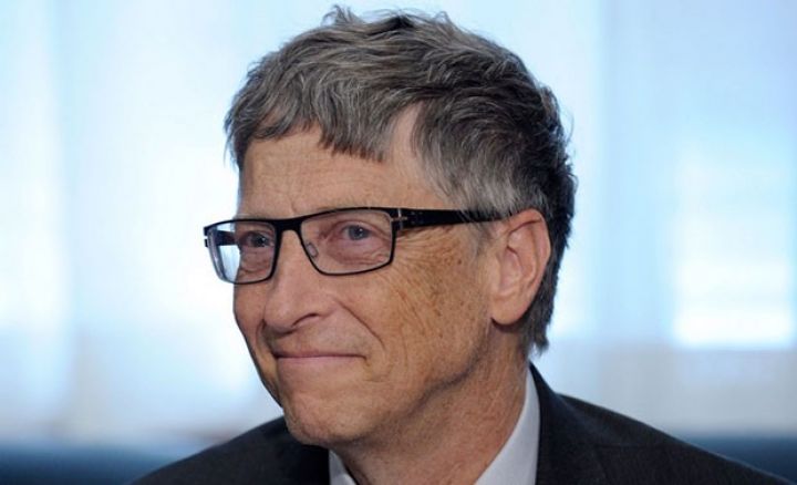 Yenidən dünyanın ən varlı adamı oldu