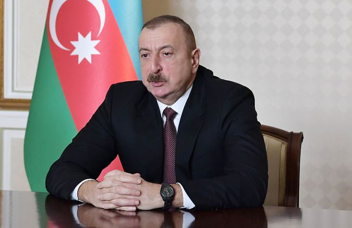 İlham Əliyevdən manatın vəziyyətilə bağlı açıqlama