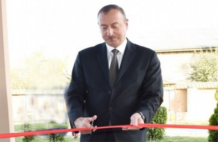 Prezident İlham Əliyev açılışlarda olub