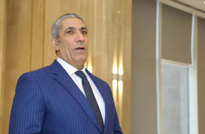 Siyavuş Novruzov  istefa verdi