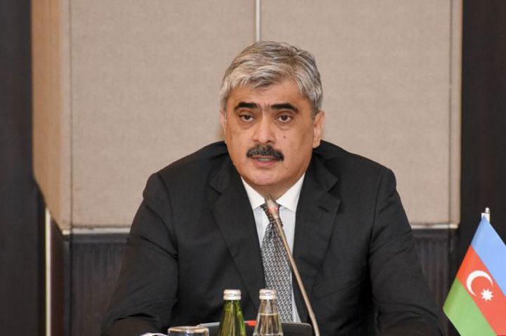 "Yüksək inflyasiya əhalinin alıcılıq qabiliyyətini zəiflədir"