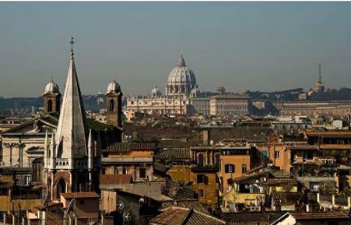 İtaliya ölkəyə giriş-çıxışa tətbiq edilən qadağanı ləğv edir