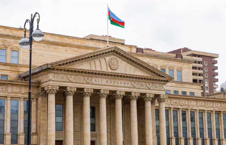 Məhkəmə binalarına daxil olan bütün şəxslərdən COVID-19 pasportu tələb ediləcək