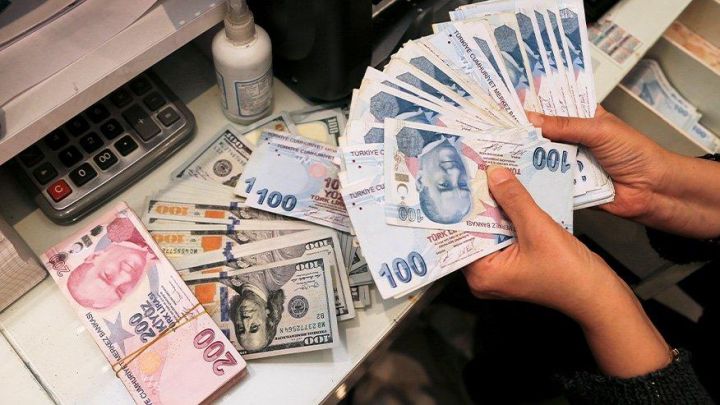 Dollar/TL-də yeni rekord