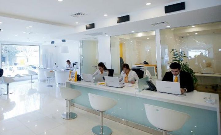 Tanınmış bank işçilər axtarır - YENİ VAKANSİYALAR