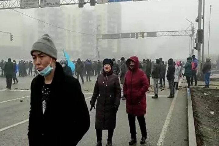 Qazaxıstanda internet kəsilib