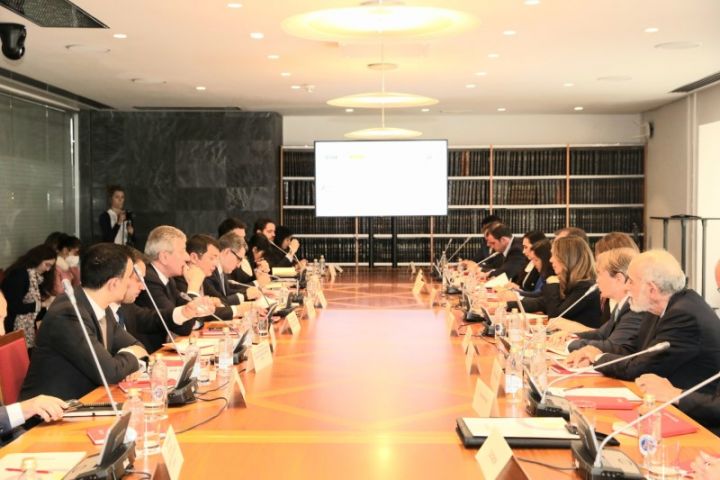 İqtisadiyyat nazirinin birinci müavini İspaniyada görüşlər keçirib