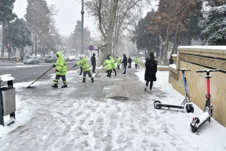 Bakı İcra Hakimiyyətindən "qış sərt keçə bilər" xəbərdarlığı