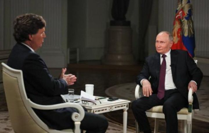 Putin ABŞ-ın xarici siyasət mübarizəsində Dollardan istifadə etməsini axmaqlıq adlandırıb