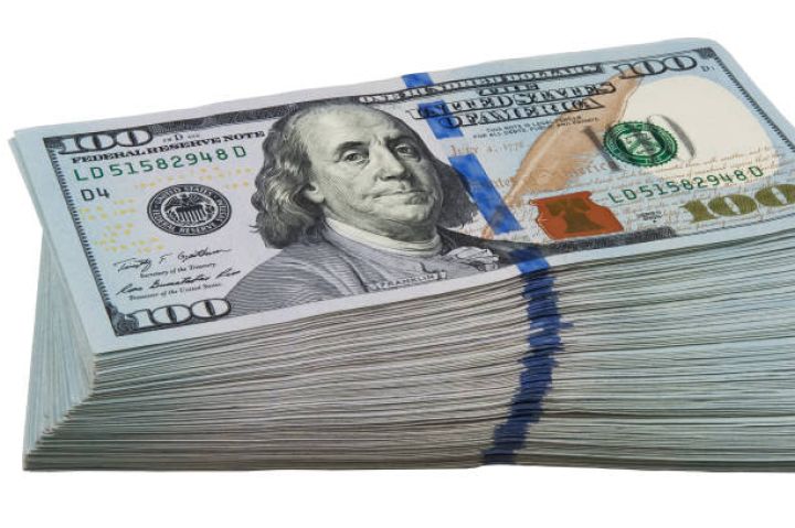 Büdcə kəsiri, yol və su layihələri üçün milyardlarla manat borc götürülüb