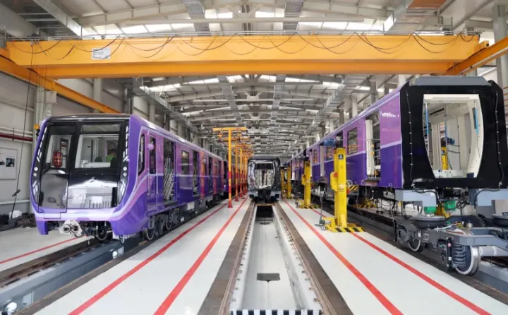 Daha 4 yeni nəsil qatar tərkibi (20 vaqon) Bakıya gətirib