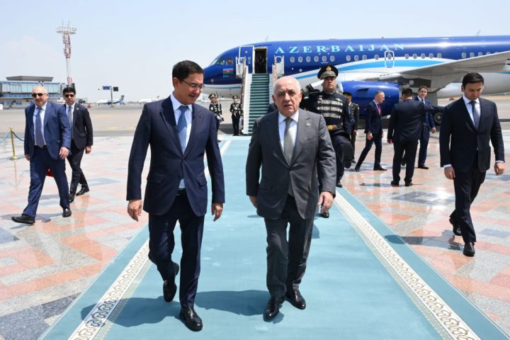 Əli Əsədov Özbəkistana rəsmi səfər edib