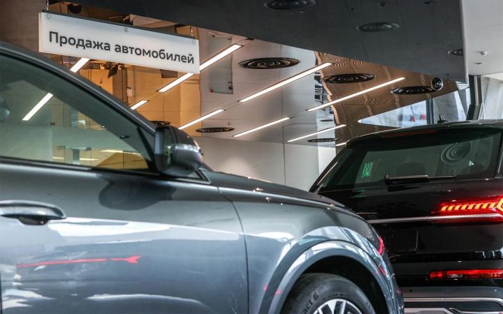 Ruslar fevralda hansı avtomobilləri alıblar?