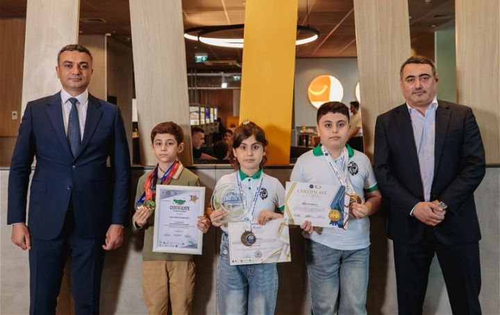 Dəstək və əzm sayəsində əldə olunan nailiyyətlər: qəhrəmanlarımızın uşaqları beynəlxalq olimpiadalarda - FOTO
