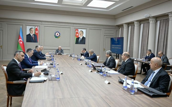 İqtisadi Şuranın növbəti iclası keçirilib