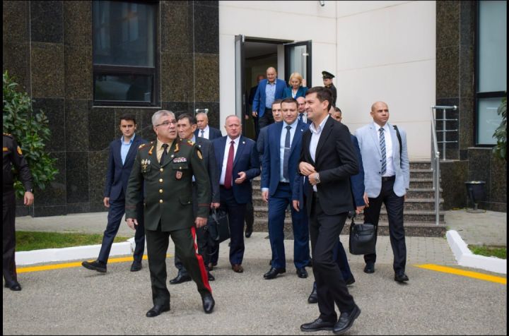 AADA sədri "Ekoloji təmiz nəqliyyat vasitələri ilə avtoparkın yenilənməsi" mövzusunda çıxış edib