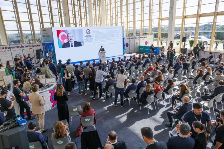 “AzInTelecom”un dəstəyi ilə “Qarabağı yenidənqurma” sərgisi keçirilib