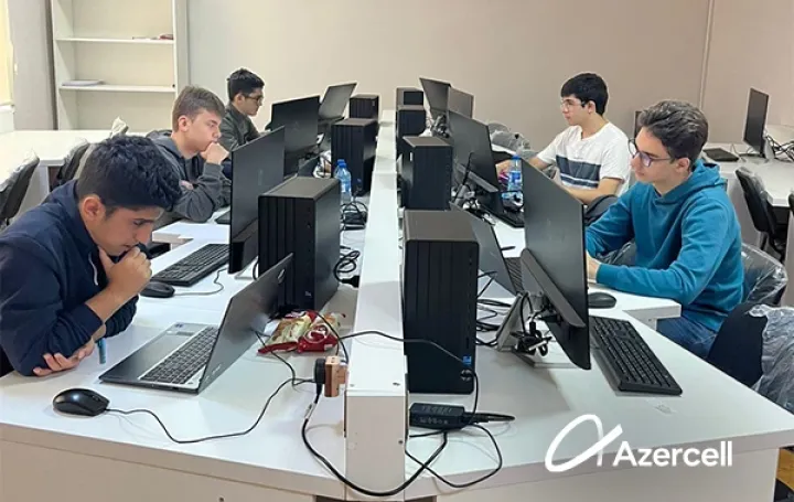 Azercell-in dəstəklədiyi gənclərdən beynəlxalq səviyyədə növbəti uğur!