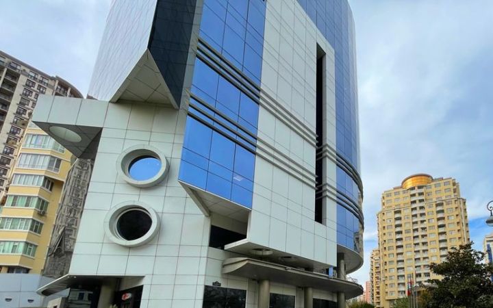 "Unibank"ın biznes kreditləri portfelində böyük artım - BANKIN MALİYYƏ VƏZİYYƏTİ