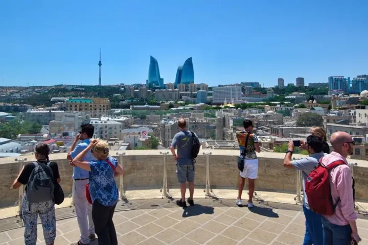 Azərbaycana Asiyanın əsas bölgəsindən turist axını 24 %-ə yaxın azalıb