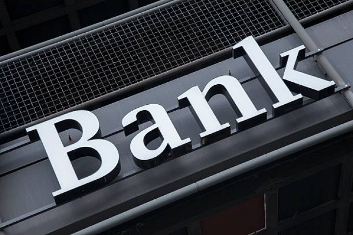 Bankların cəmi kredit portfelinin məbləği 30 milyard manatı keçib - LAKİN ARTIM TEMPİ ZƏİFLƏYİB